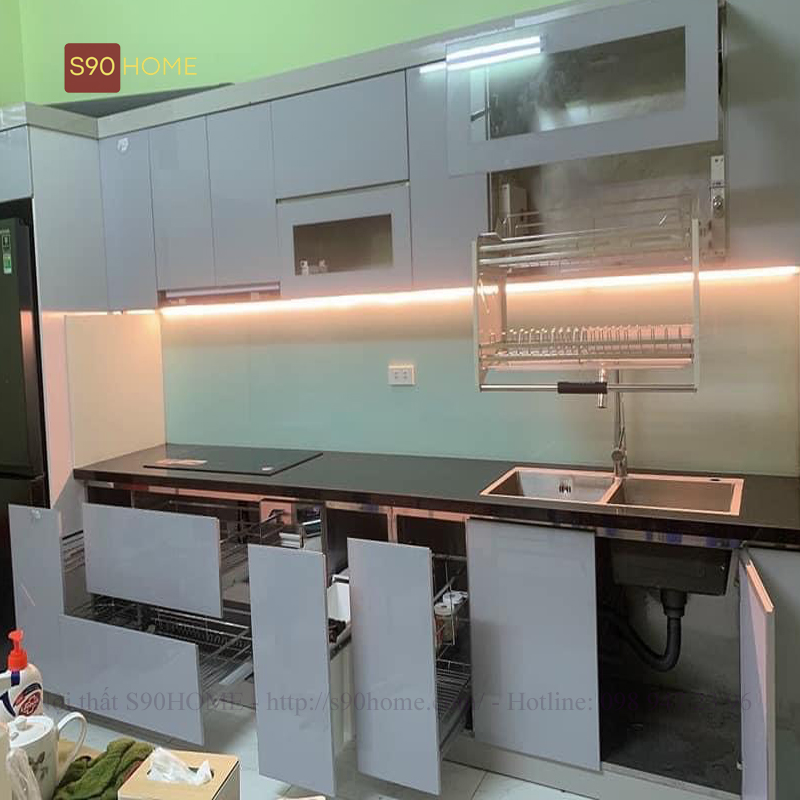 Mẫu tủ bếp inox 304 cánh acrylic